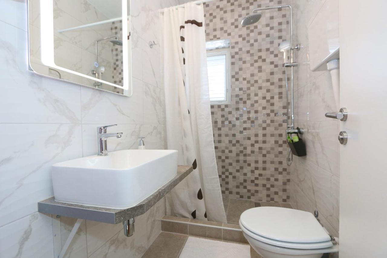 Rooms Bambina Lun  Exteriör bild