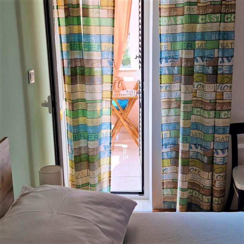 Rooms Bambina Lun  Exteriör bild